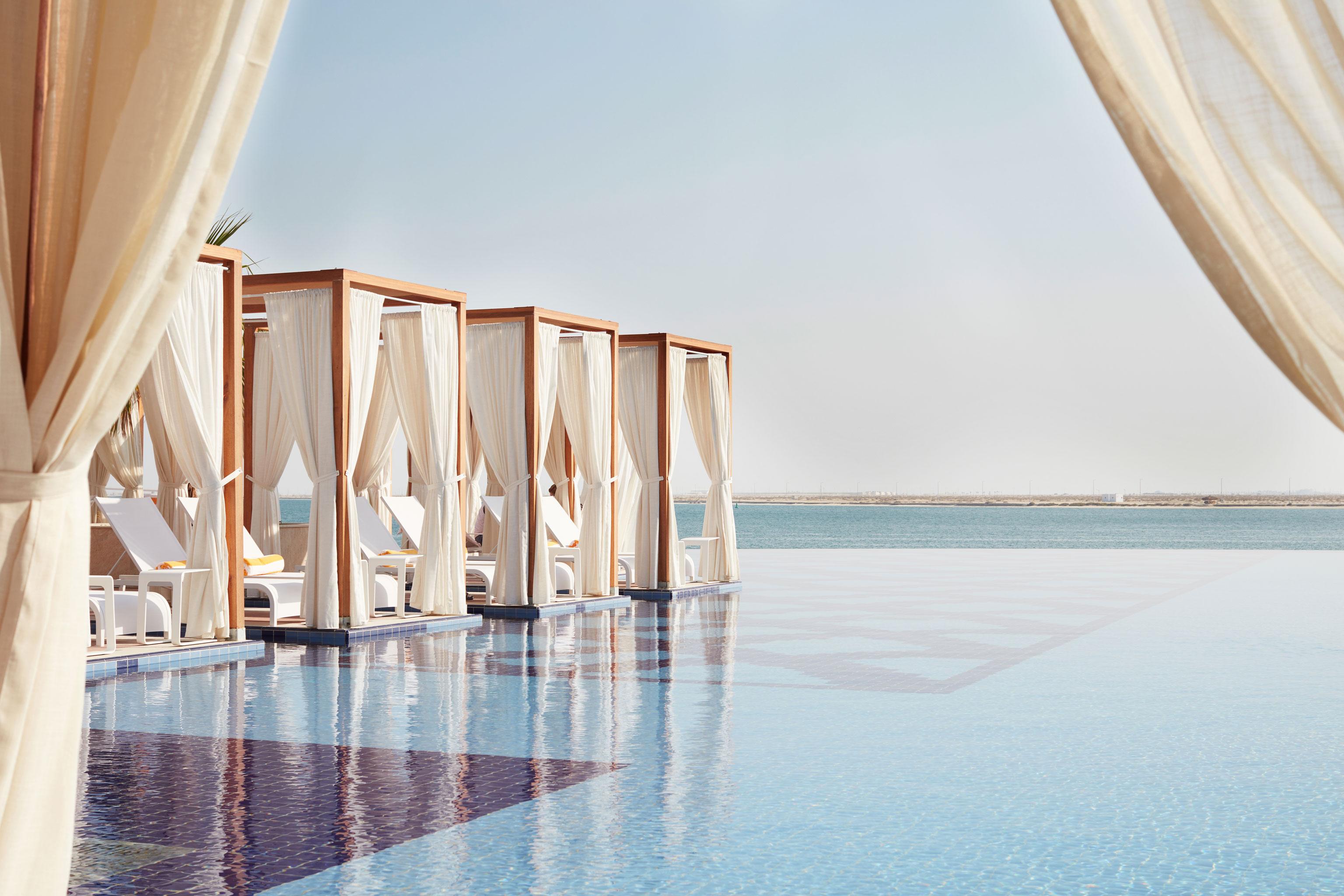 Royal M Hotel Abu Dhabi By Gewan Zewnętrze zdjęcie The Cove Rotana Resort